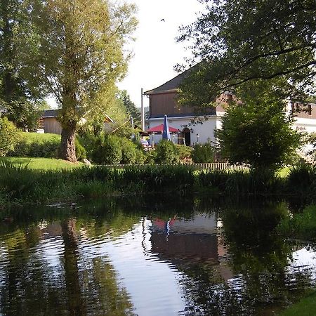 Landgasthof "Am Park" Rottendorf エクステリア 写真