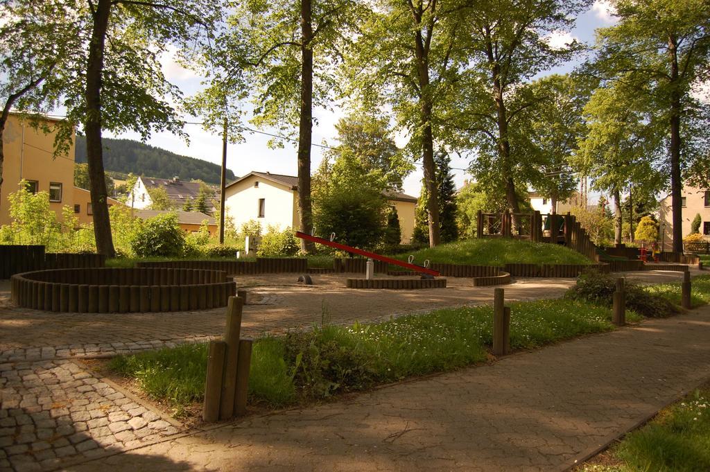Landgasthof "Am Park" Rottendorf エクステリア 写真